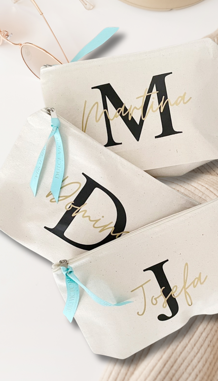 Estuche con letra y nombre Personalizado-Negro