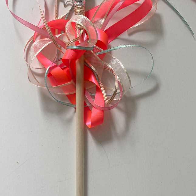 Varita cintas colores "Llegó la Novia"